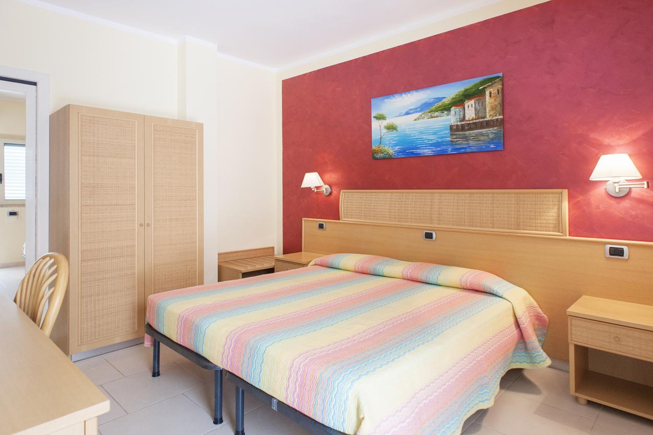 Hotel La Tramontana Сан Домино Екстериор снимка